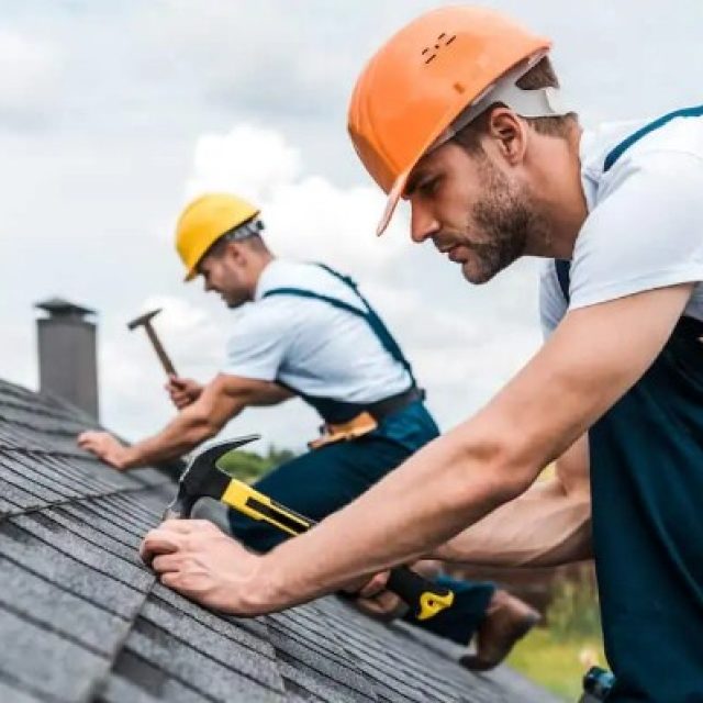 4 Signals That Indicate You Need to Replace Your Roof